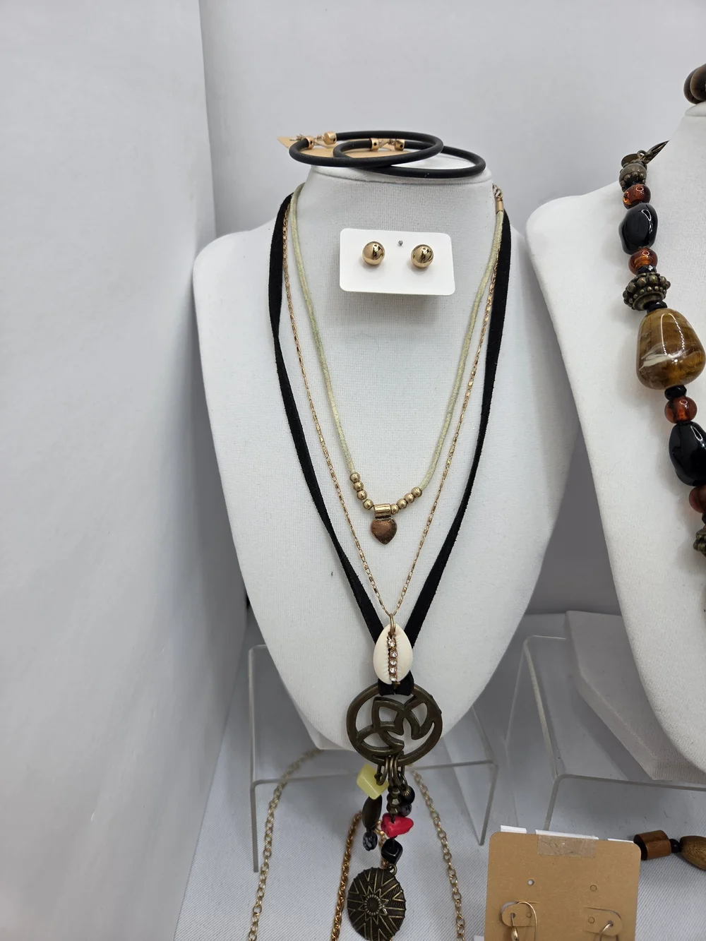HUGE! 38pc Vintage To Now Jewelry Lot CHICO'S KENNETH LANE NRQ Necklace Earrings - Picture 5 of 16